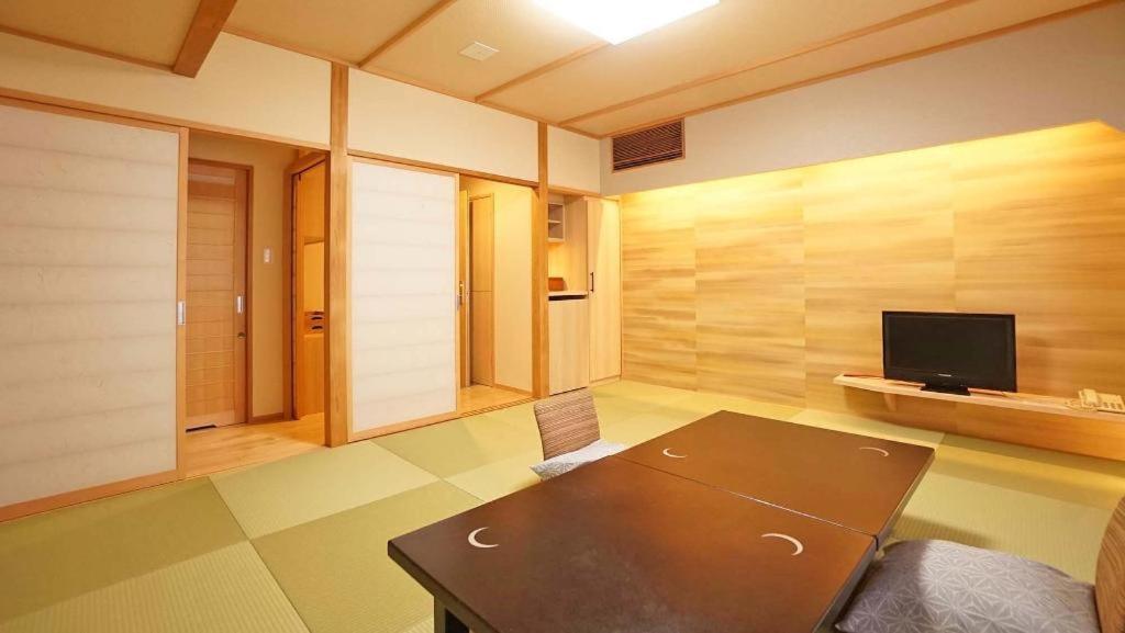 Tsukino Sumika Atami Juraku Hotel Extérieur photo