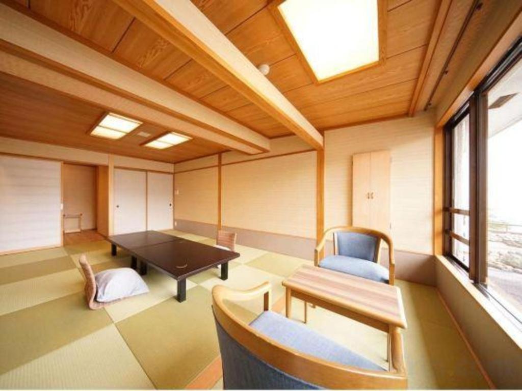 Tsukino Sumika Atami Juraku Hotel Extérieur photo
