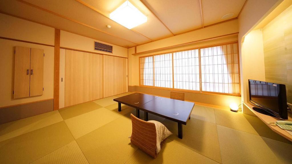 Tsukino Sumika Atami Juraku Hotel Extérieur photo