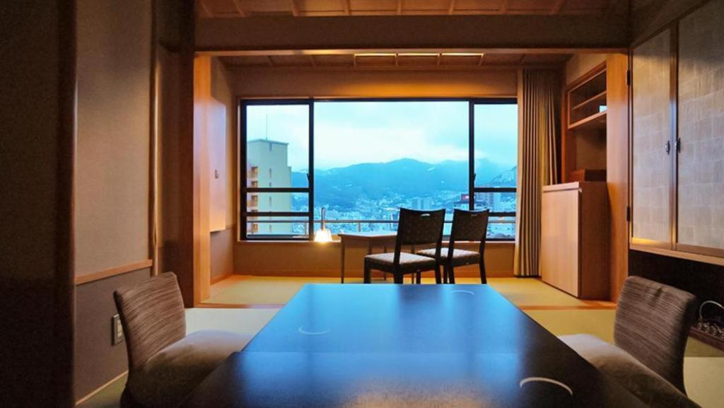 Tsukino Sumika Atami Juraku Hotel Extérieur photo