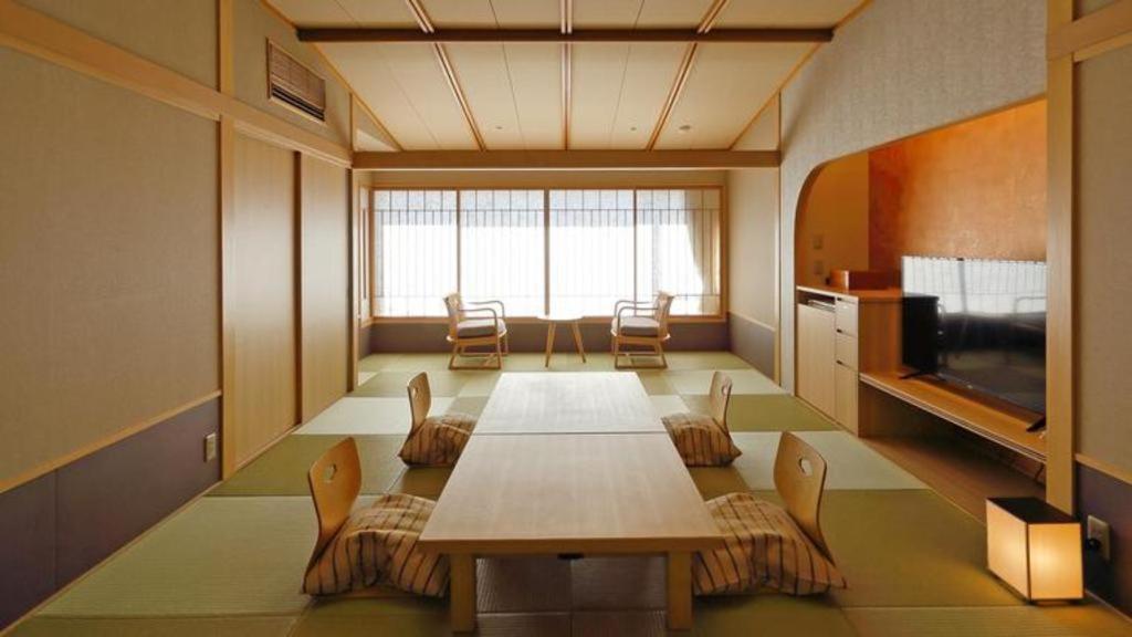 Tsukino Sumika Atami Juraku Hotel Extérieur photo