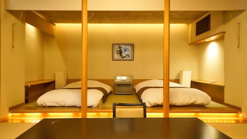 Tsukino Sumika Atami Juraku Hotel Extérieur photo